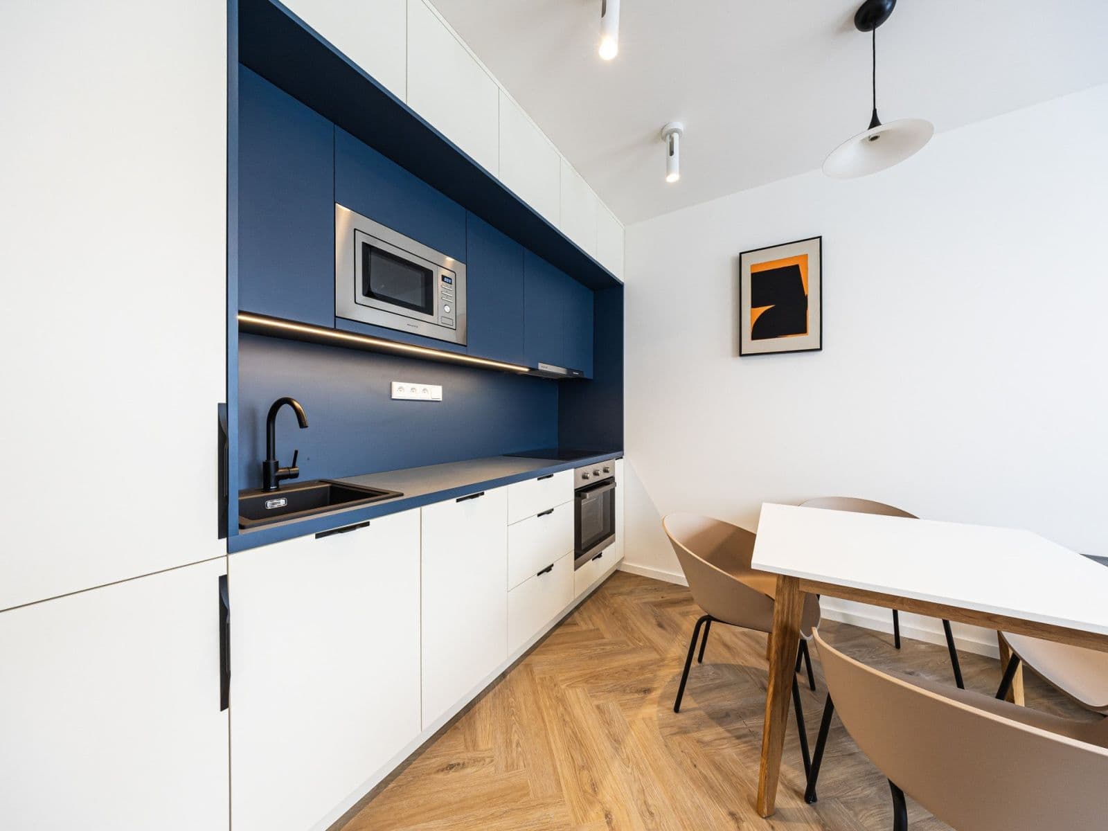 Prenájom bytu 2-izbový 43 m², Sázavská, Praha, Praha Prenájom bytu 2-izbový 43 m², Sázavská, Praha, Praha