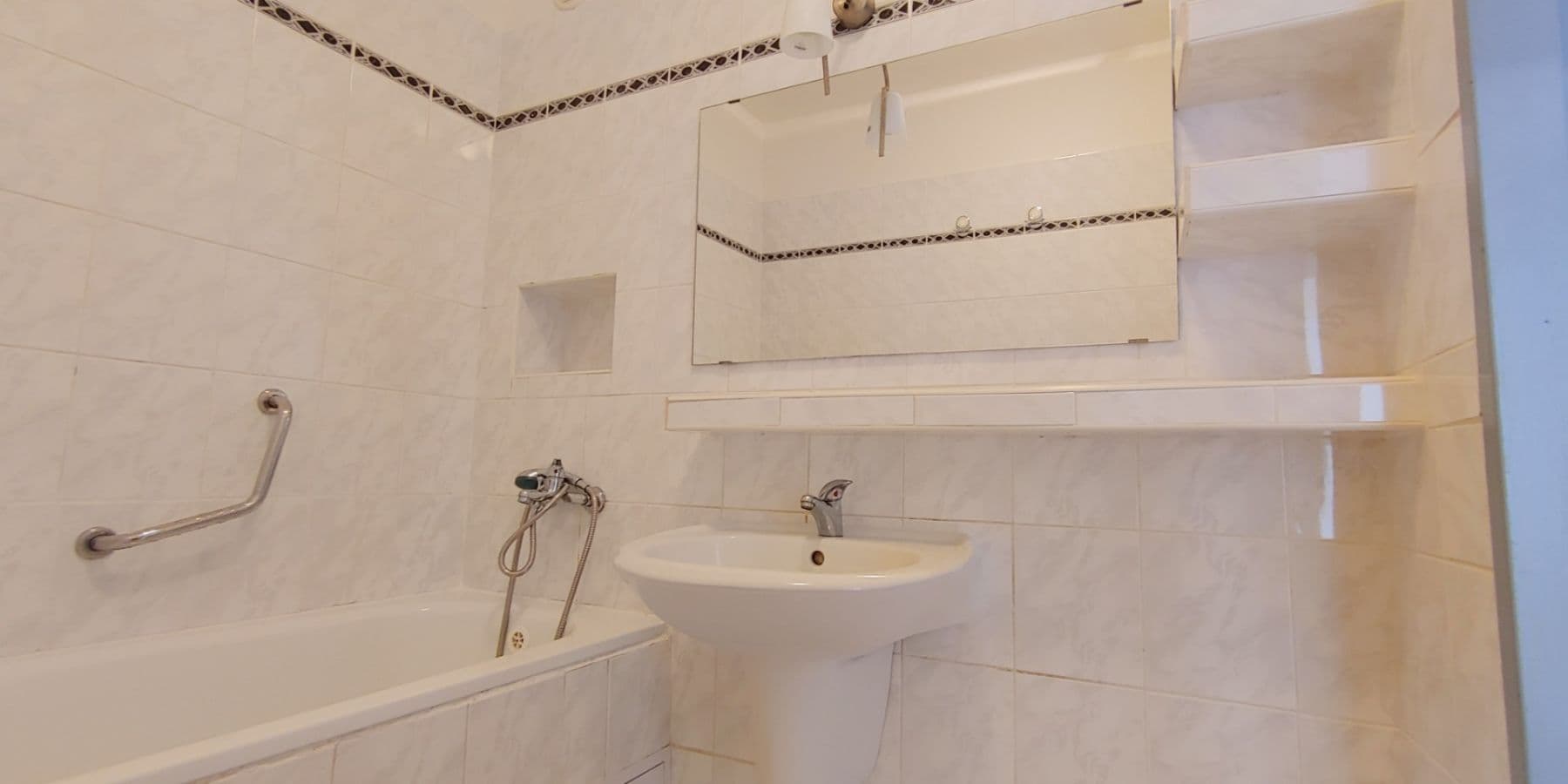 Predaj bytu 3-izbový 70 m², Krausova, Praha, Praha Predaj bytu 3-izbový 70 m², Krausova, Praha, Praha