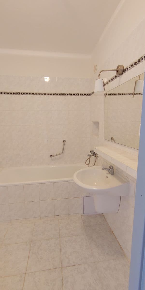 Predaj bytu 3-izbový 70 m², Krausova, Praha, Praha Predaj bytu 3-izbový 70 m², Krausova, Praha, Praha