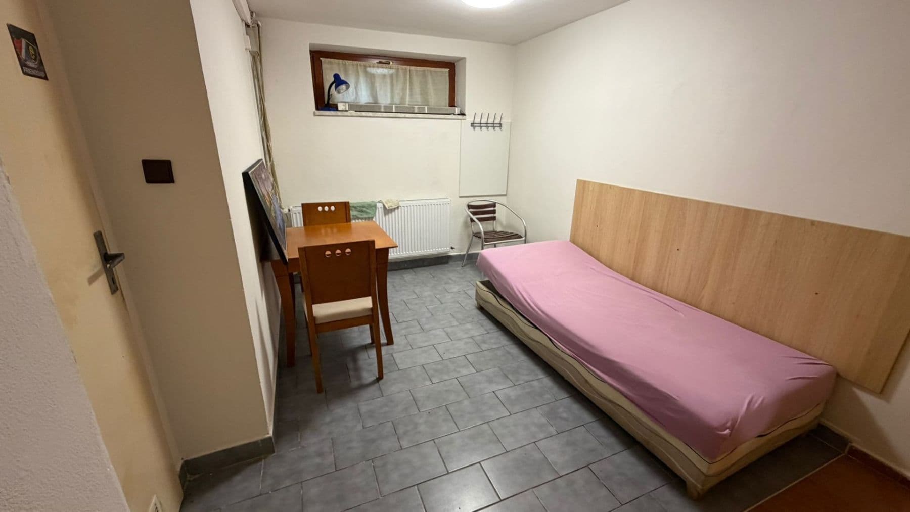 Prenájom bytu 1-izbový 15 m², Holšická, Praha, Praha Prenájom bytu 1-izbový 15 m², Holšická, Praha, Praha
