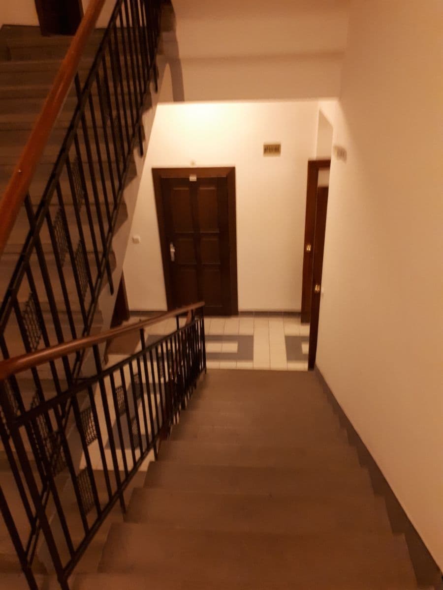 Prenájom bytu 2-izbový 84 m², Za Pohořelcem, Praha, Praha Prenájom bytu 2-izbový 84 m², Za Pohořelcem, Praha, Praha