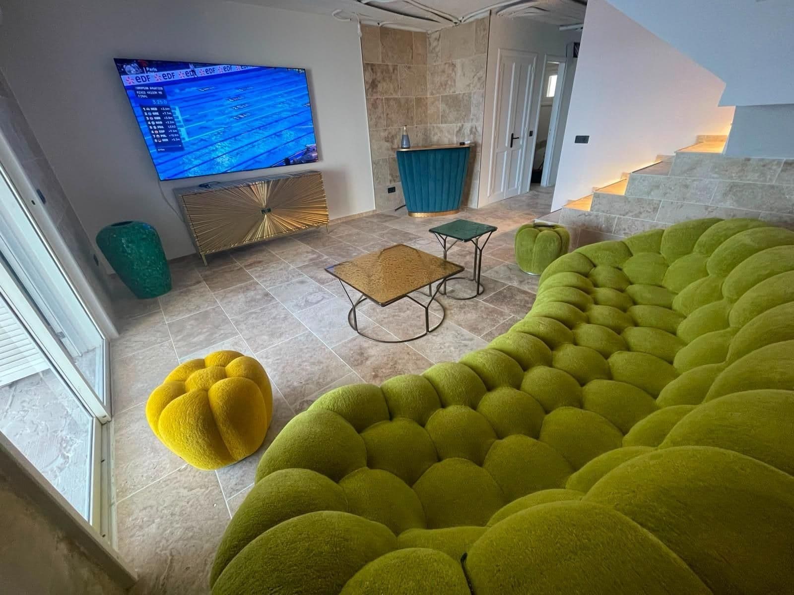 Predaj domu 87 m², pozemok 140 m², náměstí Jiřího z Poděbrad, Praha, Praha Predaj domu 87 m², pozemok 140 m², náměstí Jiřího z Poděbrad, Praha, Praha