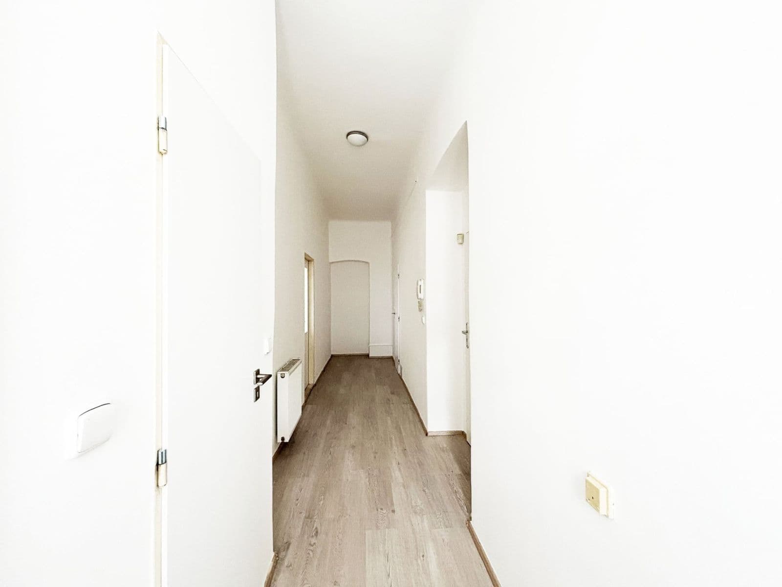 Prenájom bytu 1-izbový 55 m², Husova, Plzeň, Plzeňský kraj Prenájom bytu 1-izbový 55 m², Husova, Plzeň, Plzeňský kraj