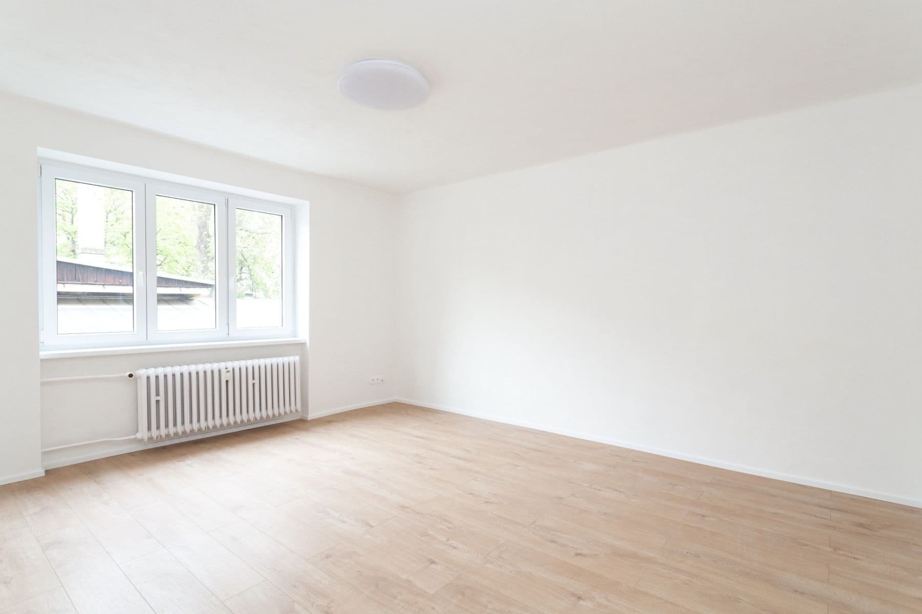 Predaj bytu 3-izbový 70 m², Nučická, Praha, Praha Predaj bytu 3-izbový 70 m², Nučická, Praha, Praha