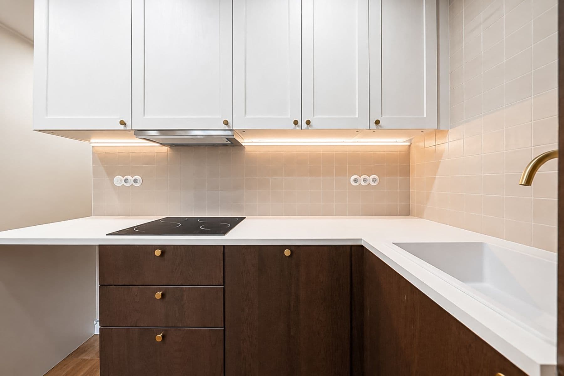 Predaj bytu 3-izbový 62 m², tř. Kosmonautů, Olomouc, Olomoucký kraj Predaj bytu 3-izbový 62 m², tř. Kosmonautů, Olomouc, Olomoucký kraj