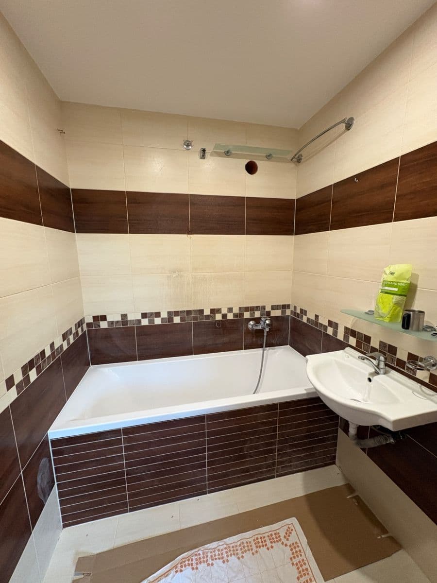Prenájom bytu 2-izbový 55 m², Polní, Ivančice, Jihomoravský kraj Prenájom bytu 2-izbový 55 m², Polní, Ivančice, Jihomoravský kraj