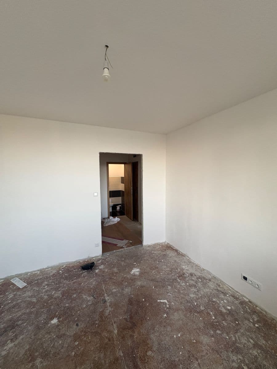 Prenájom bytu 2-izbový 55 m², Polní, Ivančice, Jihomoravský kraj Prenájom bytu 2-izbový 55 m², Polní, Ivančice, Jihomoravský kraj