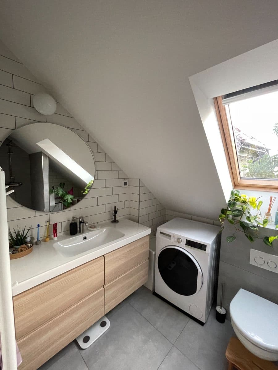 Prenájom bytu 2-izbový 65 m², Révová, Praha, Praha Prenájom bytu 2-izbový 65 m², Révová, Praha, Praha