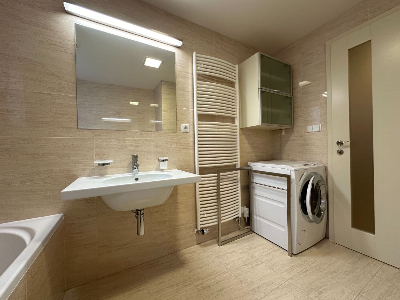 Predaj bytu 2-izbový 61 m², Špindlerův Mlýn, Královéhradecký kraj Predaj bytu 2-izbový 61 m², Špindlerův Mlýn, Královéhradecký kraj