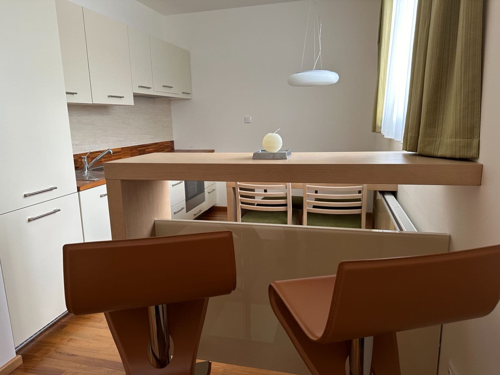 Predaj bytu 2-izbový 61 m², Špindlerův Mlýn, Královéhradecký kraj Predaj bytu 2-izbový 61 m², Špindlerův Mlýn, Královéhradecký kraj