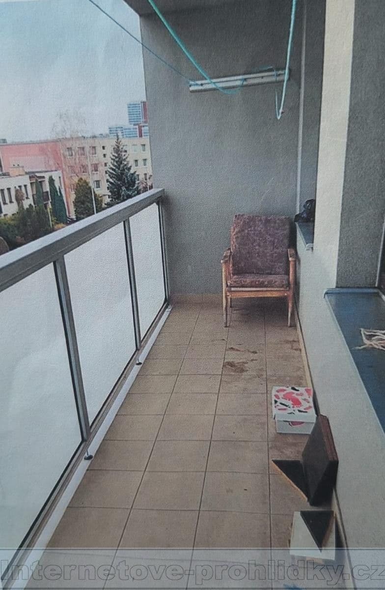 Prenájom bytu 4-izbový 74 m², K Rovinám, Praha, Praha Prenájom bytu 4-izbový 74 m², K Rovinám, Praha, Praha