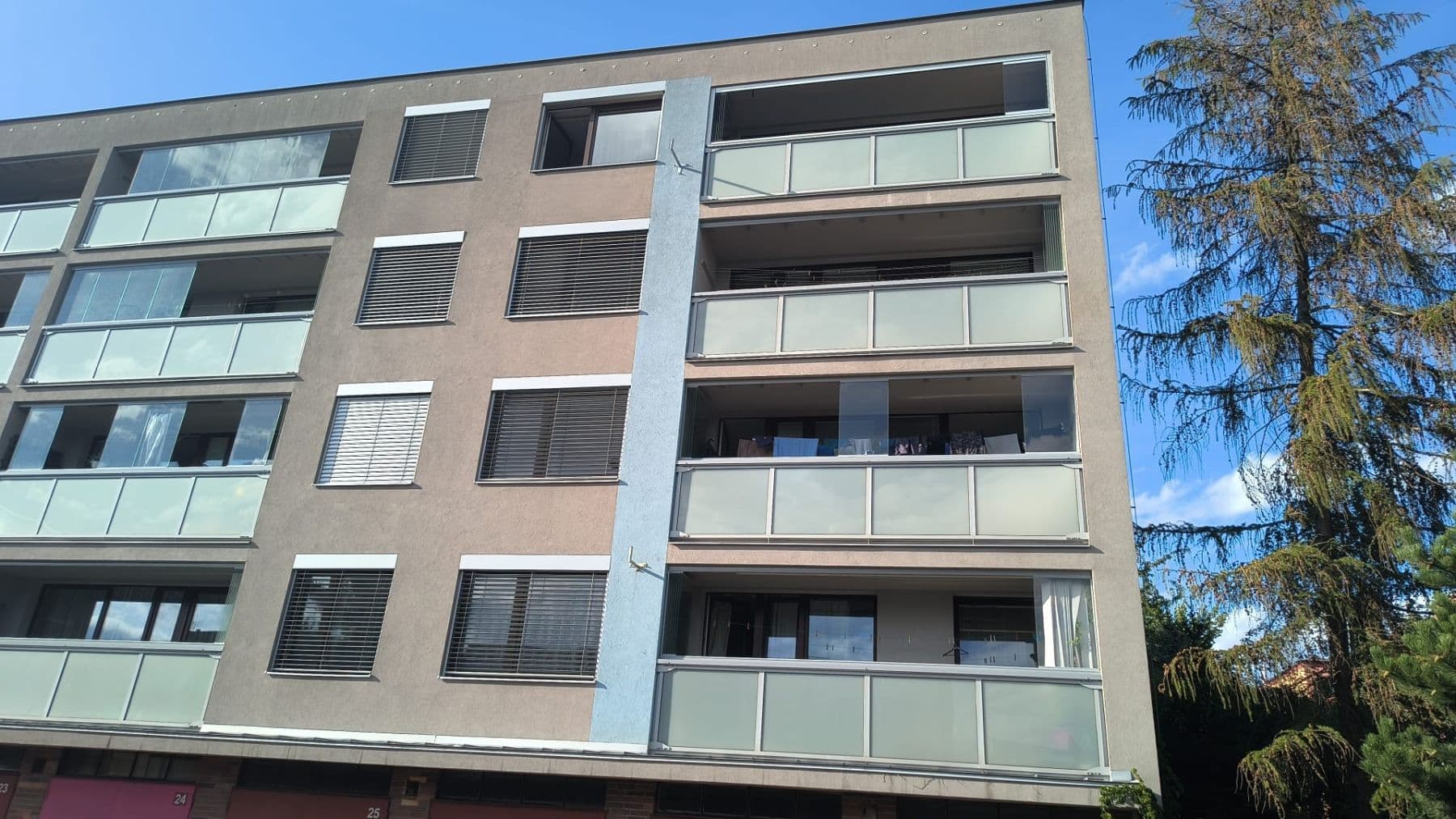 Prenájom bytu 4-izbový 74 m², K Rovinám, Praha, Praha Prenájom bytu 4-izbový 74 m², K Rovinám, Praha, Praha
