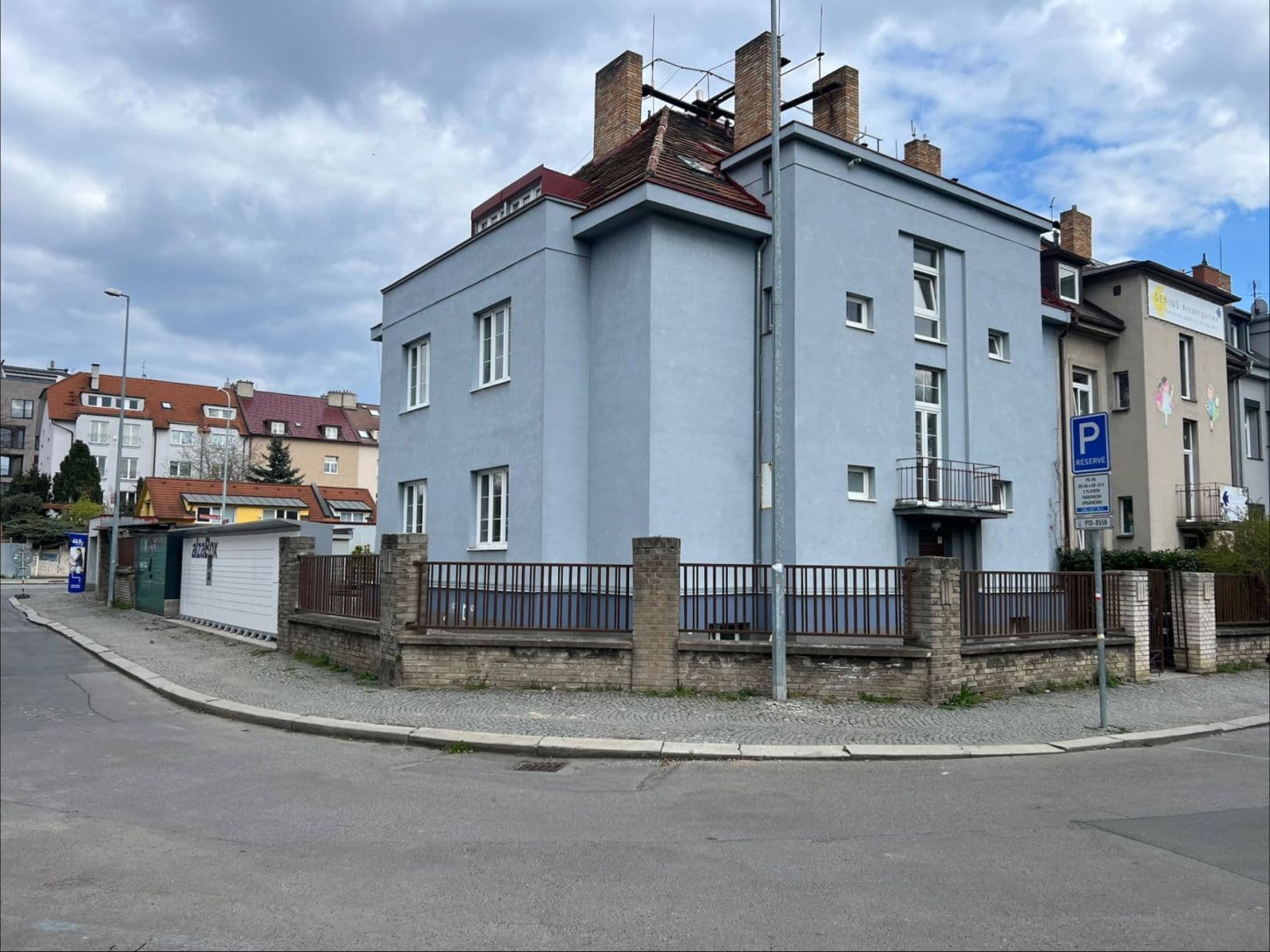 Prenájom bytu 1-izbový 41 m², Světická, Praha, Praha Prenájom bytu 1-izbový 41 m², Světická, Praha, Praha