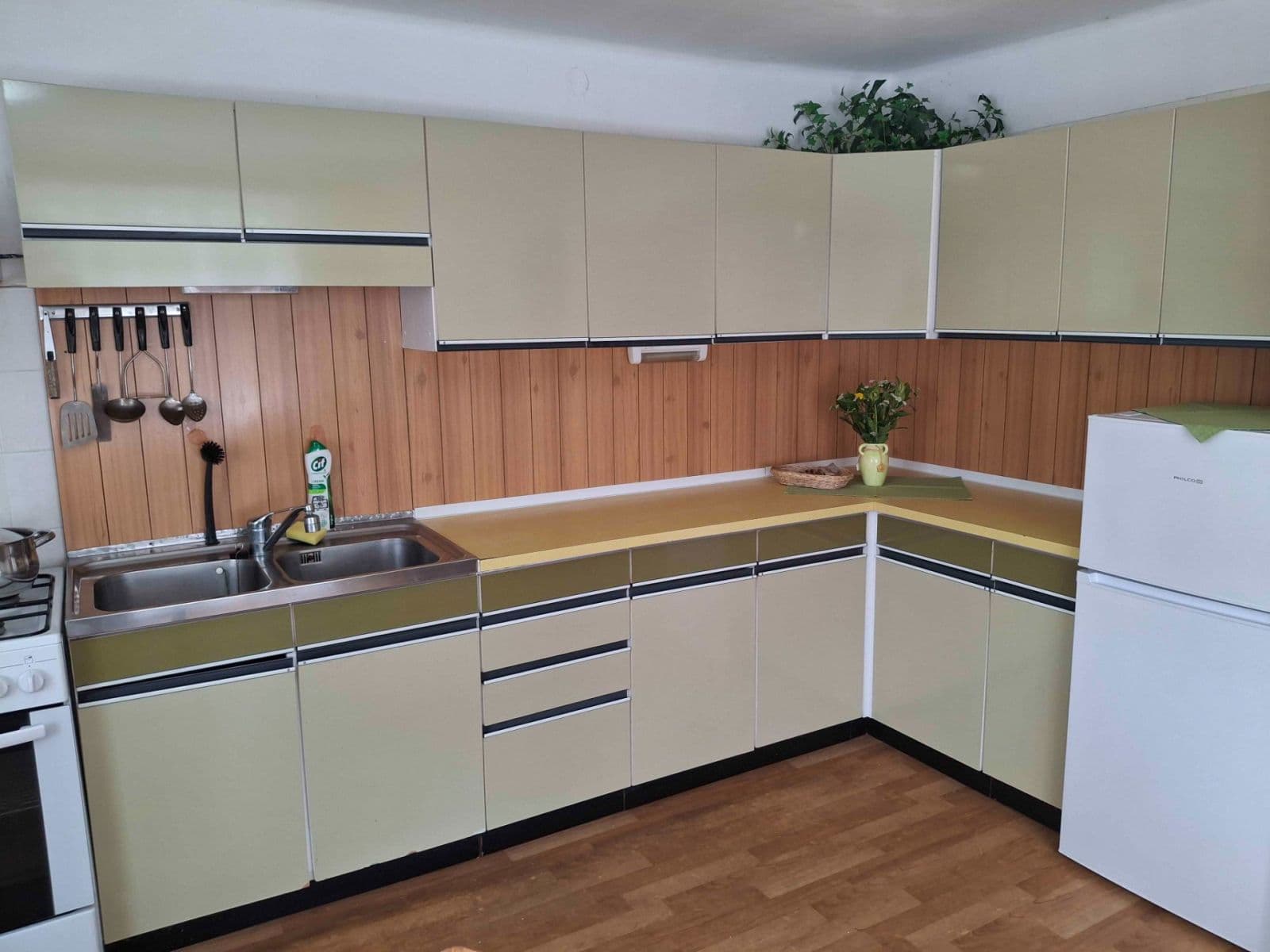 Predaj rekreačného objektu 170 m², pozemok 13.205 m², Klokočí, Liberecký kraj Predaj rekreačného objektu 170 m², pozemok 13.205 m², Klokočí, Liberecký kraj