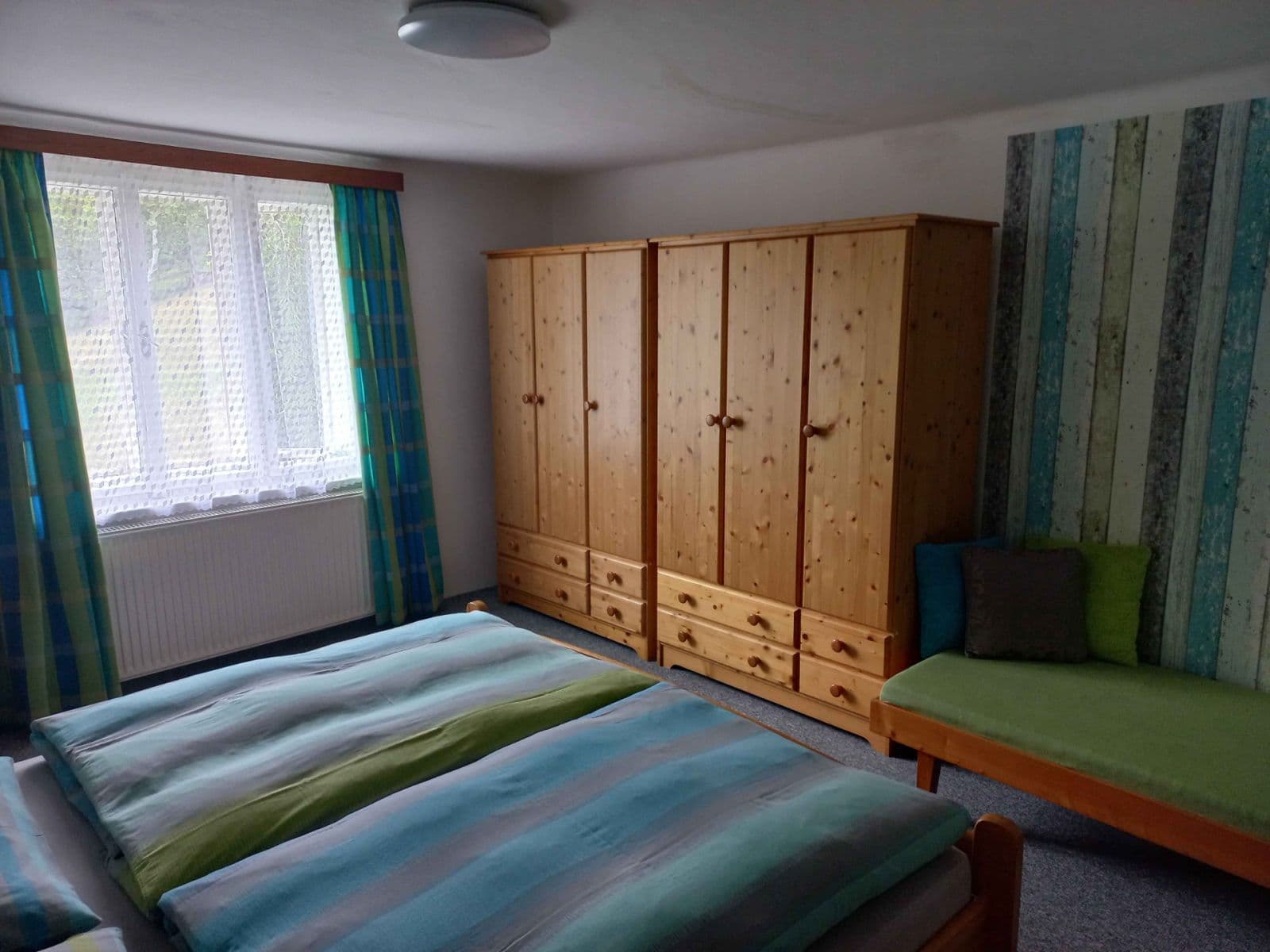 Predaj rekreačného objektu 170 m², pozemok 13.205 m², Klokočí, Liberecký kraj Predaj rekreačného objektu 170 m², pozemok 13.205 m², Klokočí, Liberecký kraj