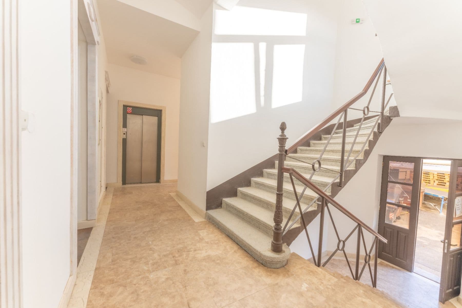 Prenájom bytu Garsoniéra 22 m², Perunova, Praha, Praha Prenájom bytu Garsoniéra 22 m², Perunova, Praha, Praha