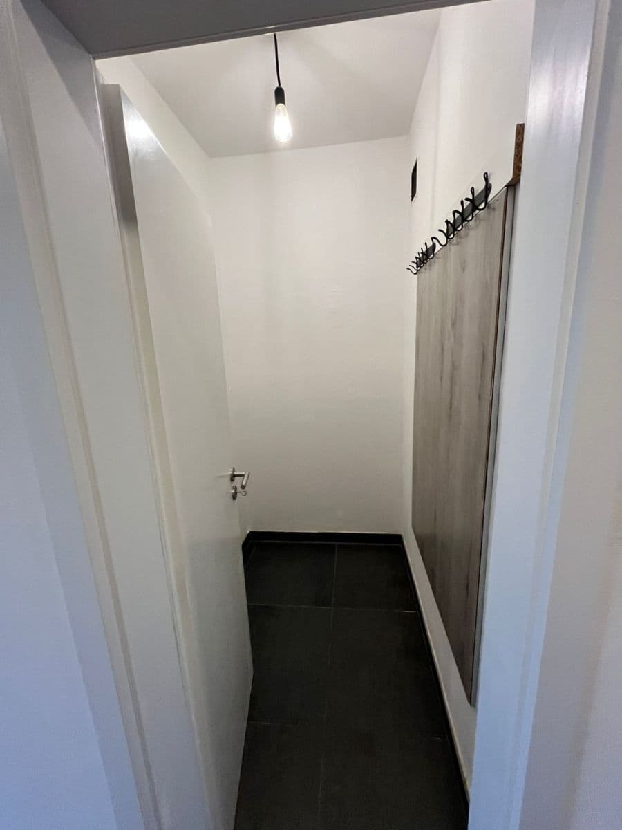Prenájom bytu 4-izbový 75 m², Růžovka, Litoměřice, Ústecký kraj Prenájom bytu 4-izbový 75 m², Růžovka, Litoměřice, Ústecký kraj