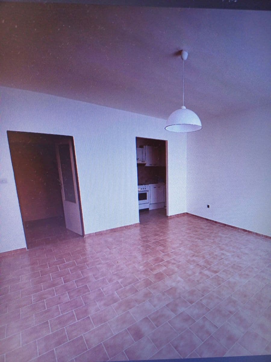 Prenájom bytu 2-izbový 50 m², Dukelská třída, Hradec Králové, Královéhradecký kraj Prenájom bytu 2-izbový 50 m², Dukelská třída, Hradec Králové, Královéhradecký kraj