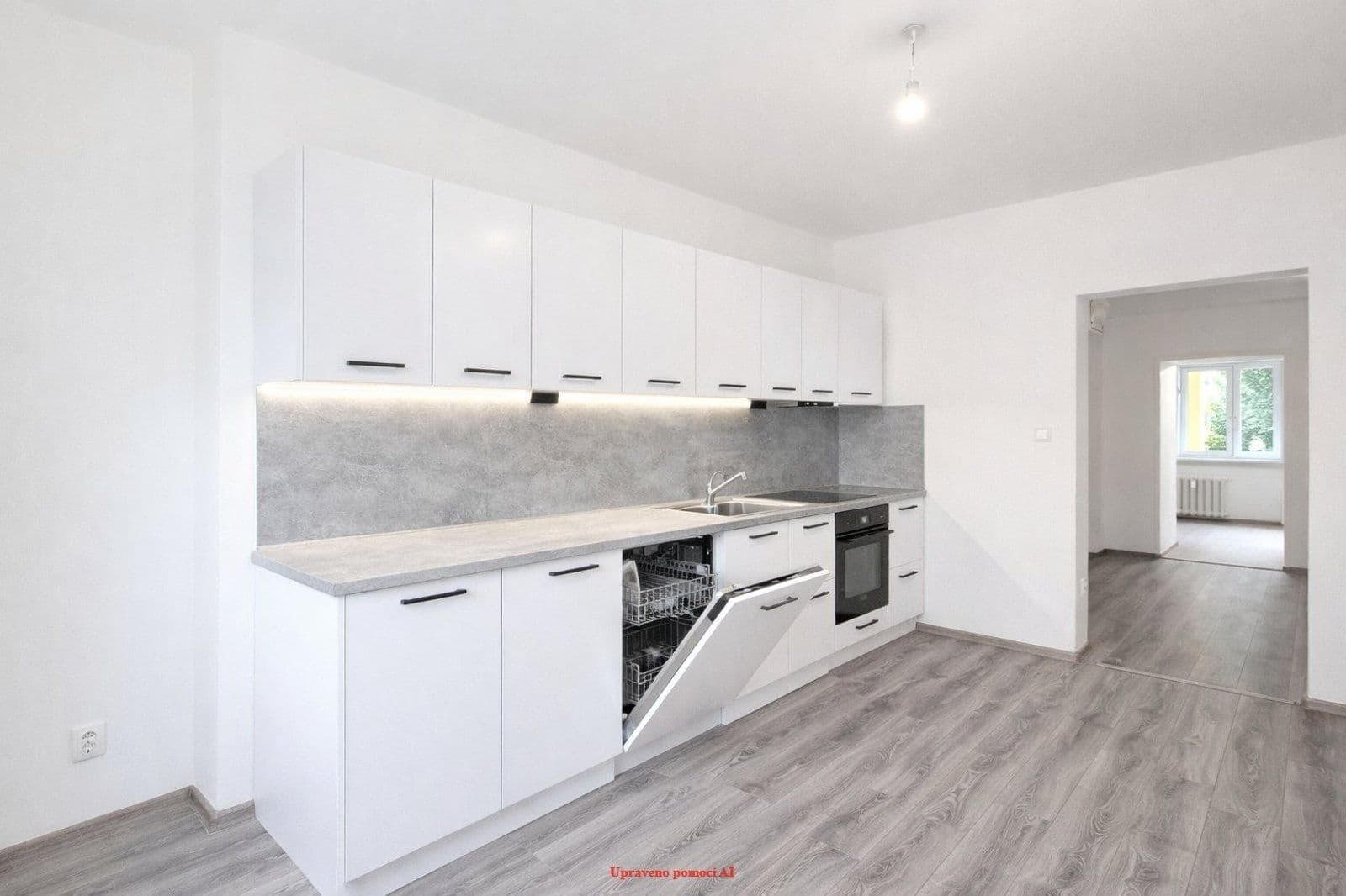 Prenájom bytu 3-izbový 70 m², Hlavní třída, Havířov, Moravskoslezský kraj Prenájom bytu 3-izbový 70 m², Hlavní třída, Havířov, Moravskoslezský kraj