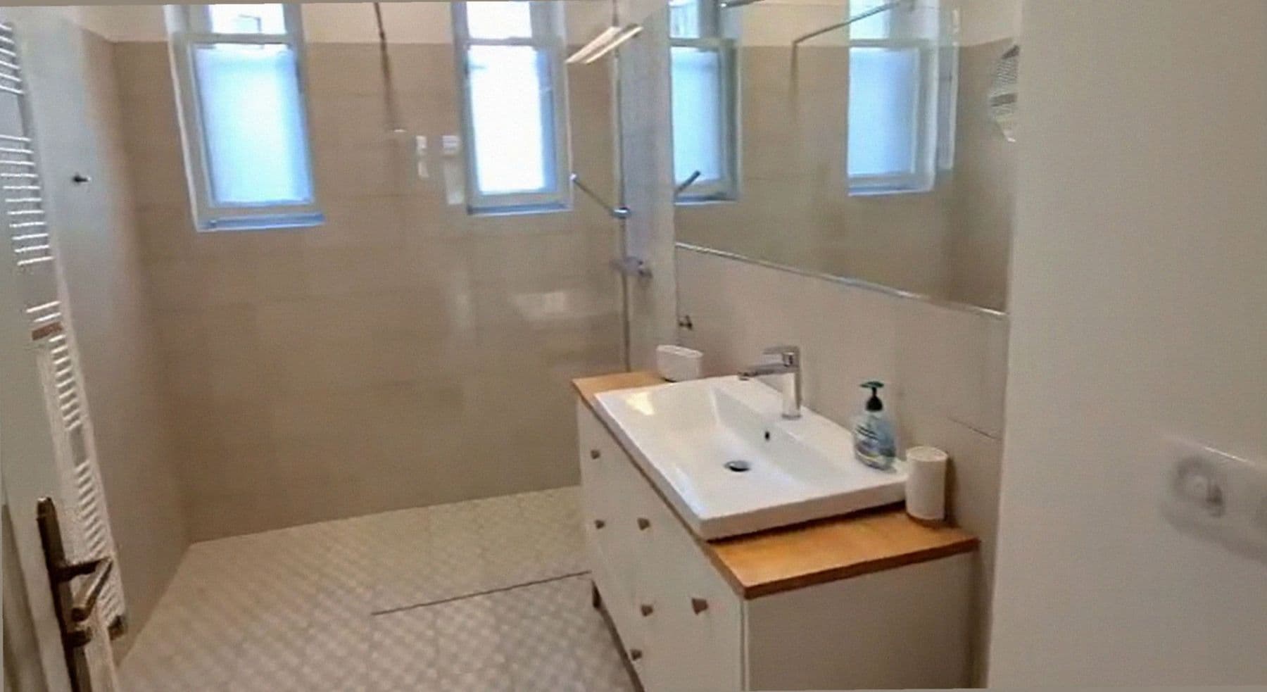 Prenájom bytu 2-izbový 84 m², Žatecká, Praha, Praha Prenájom bytu 2-izbový 84 m², Žatecká, Praha, Praha