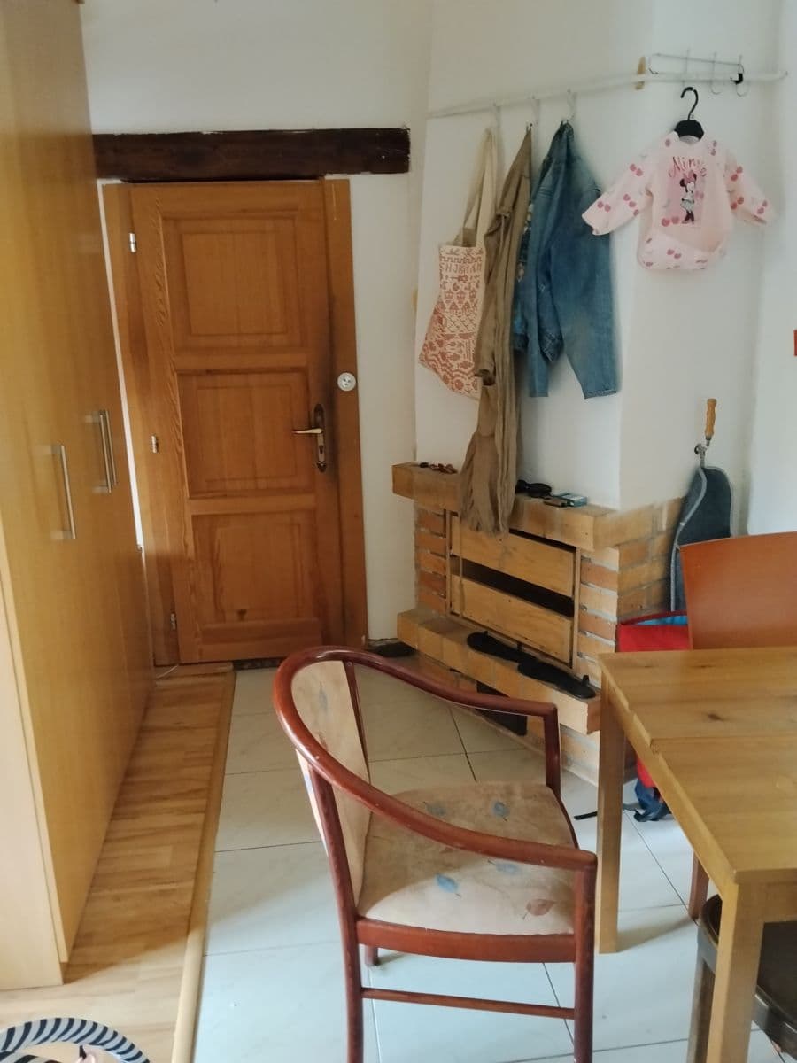 Prenájom bytu 2-izbový 38 m², Okrouhlická, Praha, Praha Prenájom bytu 2-izbový 38 m², Okrouhlická, Praha, Praha