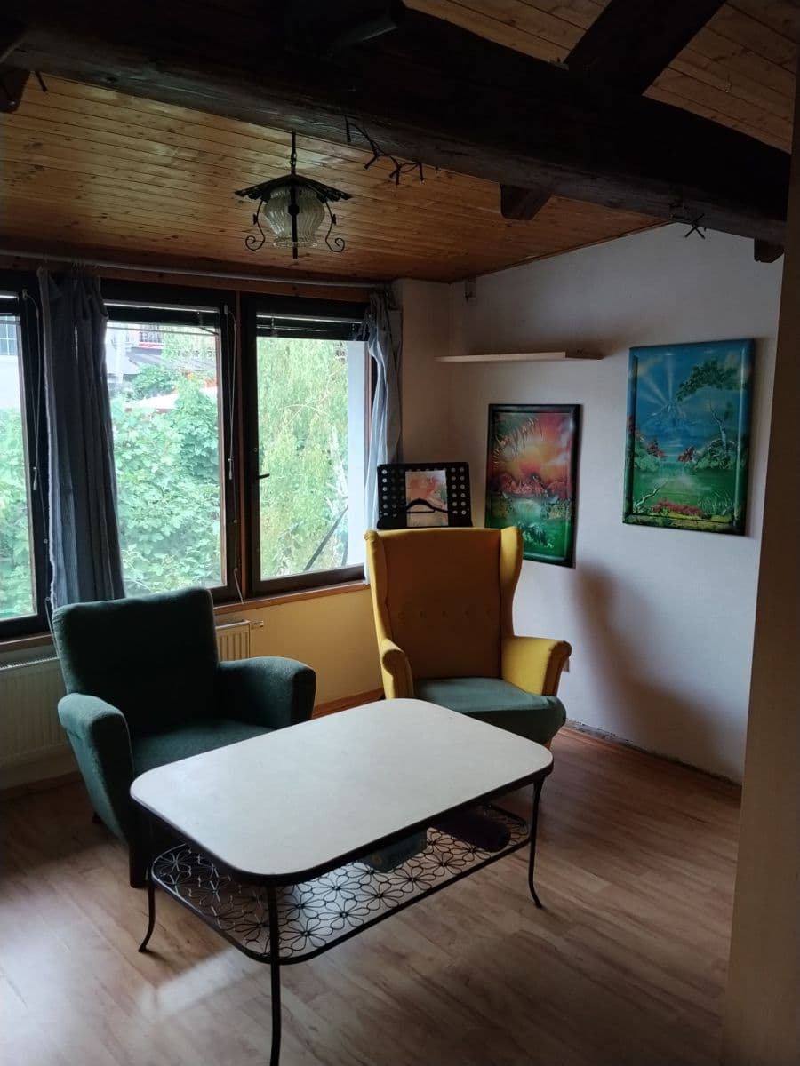 Prenájom bytu 2-izbový 38 m², Okrouhlická, Praha, Praha Prenájom bytu 2-izbový 38 m², Okrouhlická, Praha, Praha