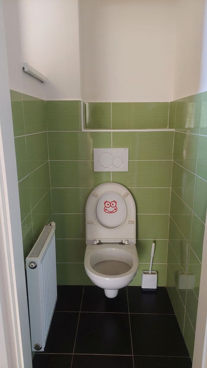 Prenájom bytu 4-izbový 117 m², Šultysova, Praha, Praha Prenájom bytu 4-izbový 117 m², Šultysova, Praha, Praha