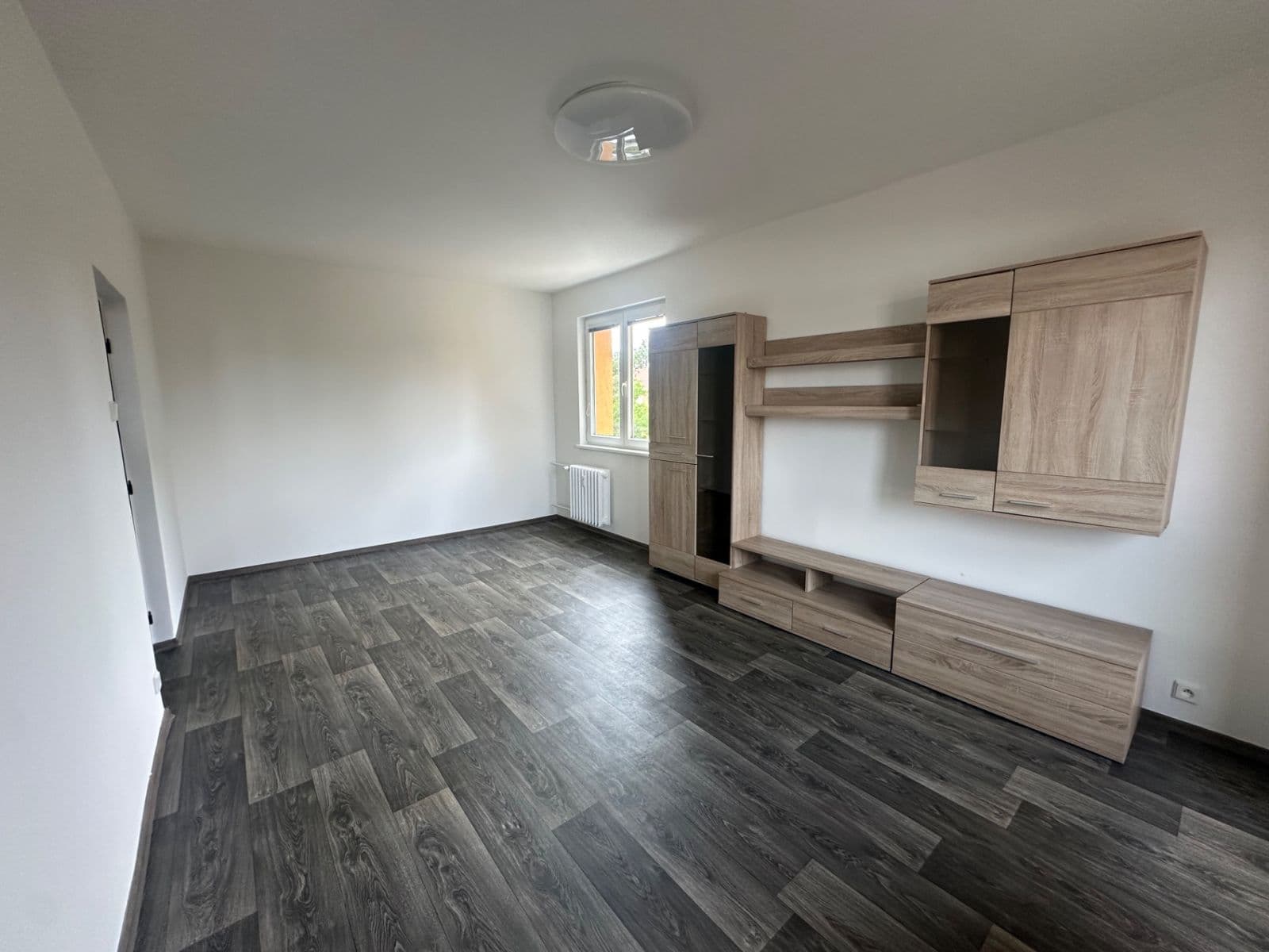 Prenájom bytu 2-izbový 50 m², Páleníčkova, Kroměříž, Zlínský kraj Prenájom bytu 2-izbový 50 m², Páleníčkova, Kroměříž, Zlínský kraj