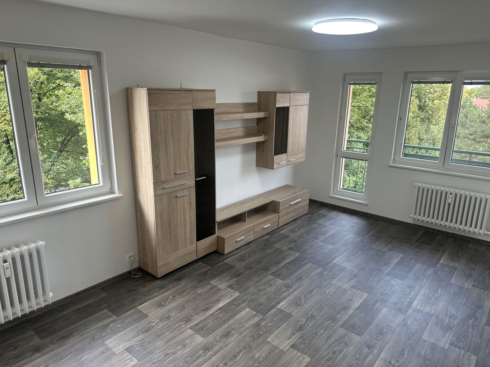 Prenájom bytu 2-izbový 50 m², Páleníčkova, Kroměříž, Zlínský kraj Prenájom bytu 2-izbový 50 m², Páleníčkova, Kroměříž, Zlínský kraj
