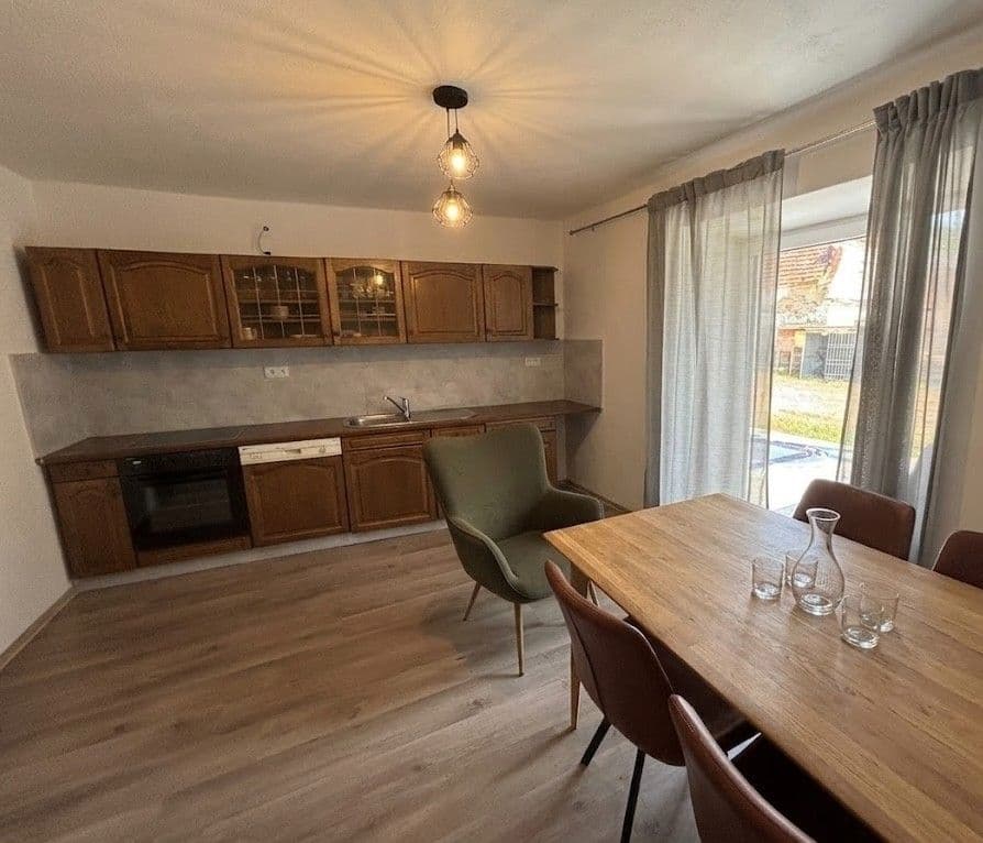 Predaj domu 283 m², pozemok 2.138 m², Rovná, Jihočeský kraj Predaj domu 283 m², pozemok 2.138 m², Rovná, Jihočeský kraj