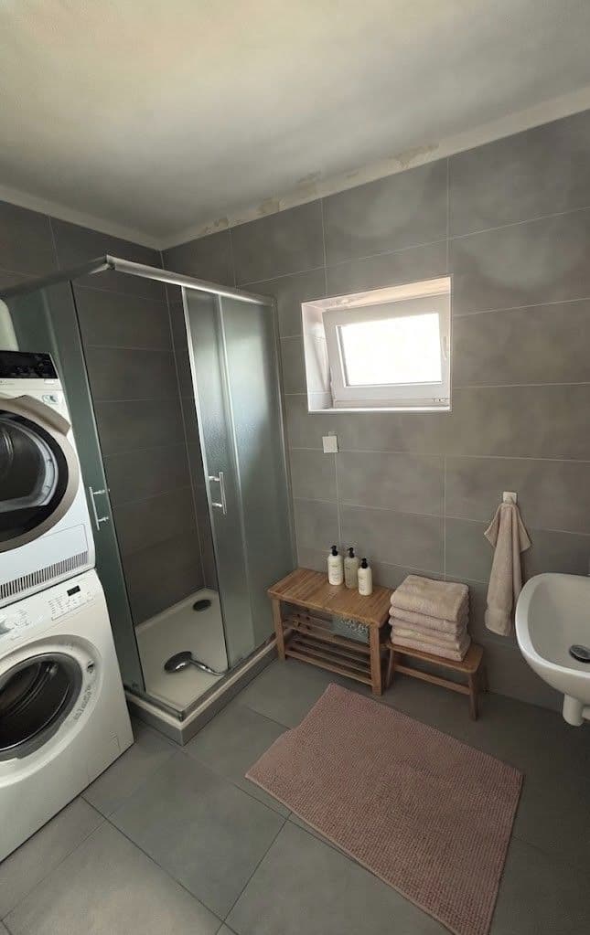 Predaj domu 283 m², pozemok 2.138 m², Rovná, Jihočeský kraj Predaj domu 283 m², pozemok 2.138 m², Rovná, Jihočeský kraj