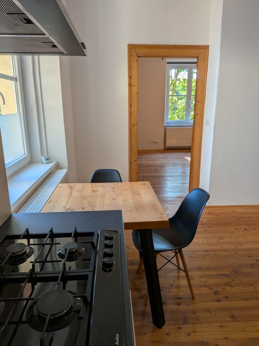 Prenájom bytu 2-izbový 66 m², Edvarda Beneše, Plzeň, Plzeňský kraj Prenájom bytu 2-izbový 66 m², Edvarda Beneše, Plzeň, Plzeňský kraj