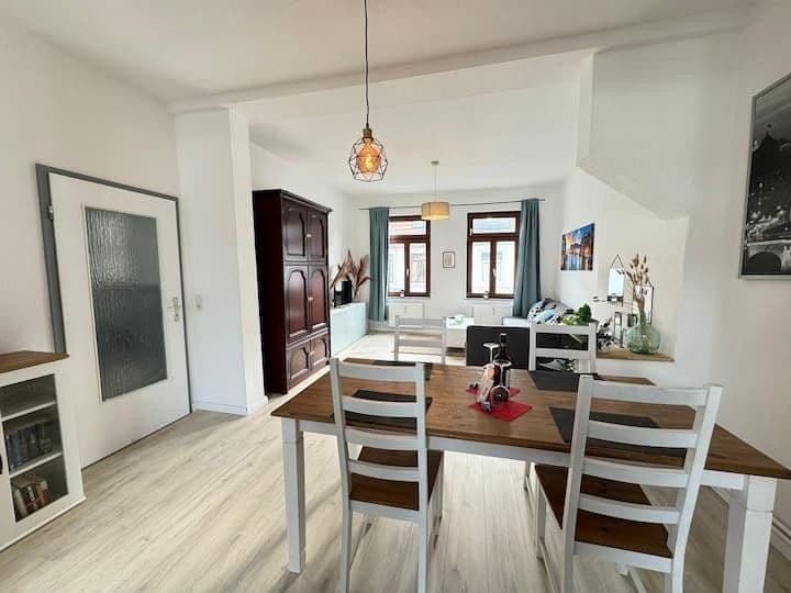 Prenájom bytu 2-izbový 61 m², Adolfstraße 30, Bremerhaven, Brémy Prenájom bytu 2-izbový 61 m², Adolfstraße 30, Bremerhaven, Brémy