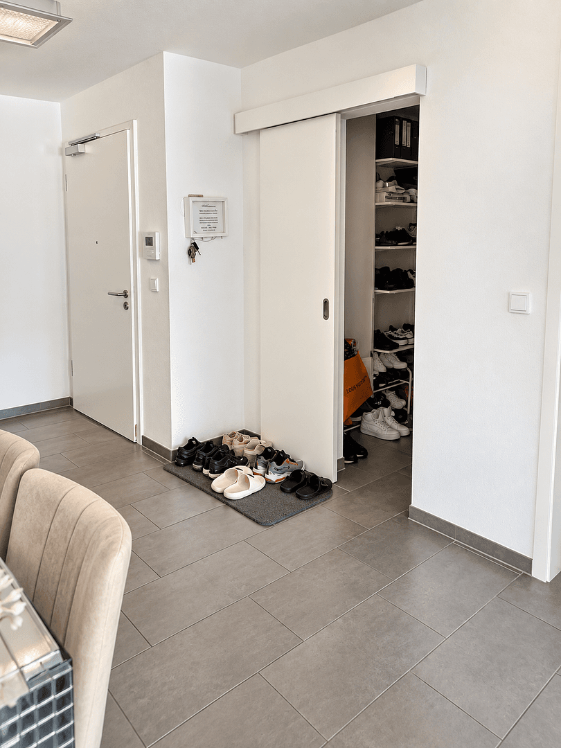 Predaj bytu 3-izbový 90 m², Kelsterbach, Hesensko Predaj bytu 3-izbový 90 m², Kelsterbach, Hesensko