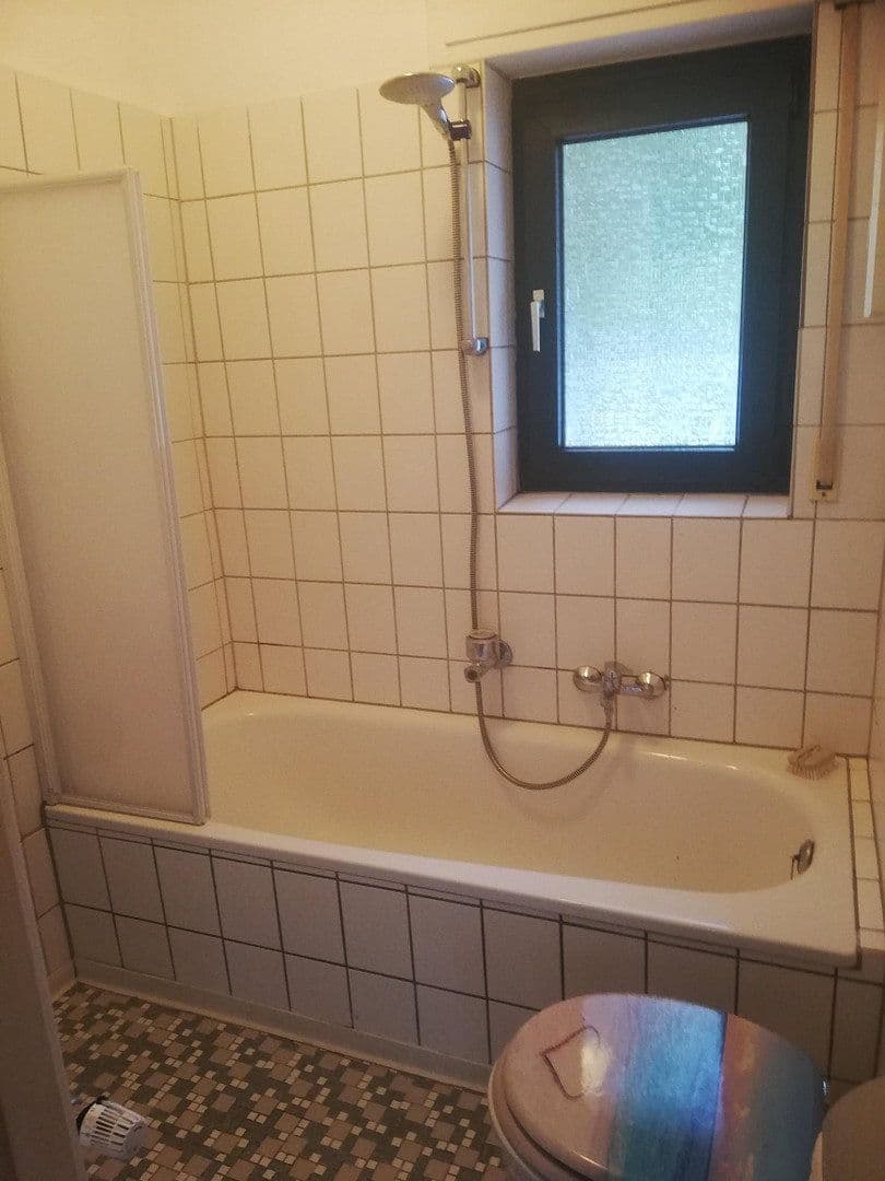 Prenájom bytu 2-izbový 53 m², Ramberg 16, Altena, Severné Porýnie - Westfálsko Prenájom bytu 2-izbový 53 m², Ramberg 16, Altena, Severné Porýnie - Westfálsko