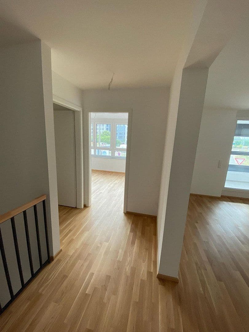 Prenájom bytu 3-izbový 93 m², Schanzäckerstr. 56, Nürnberg, Bavorsko Prenájom bytu 3-izbový 93 m², Schanzäckerstr. 56, Nürnberg, Bavorsko