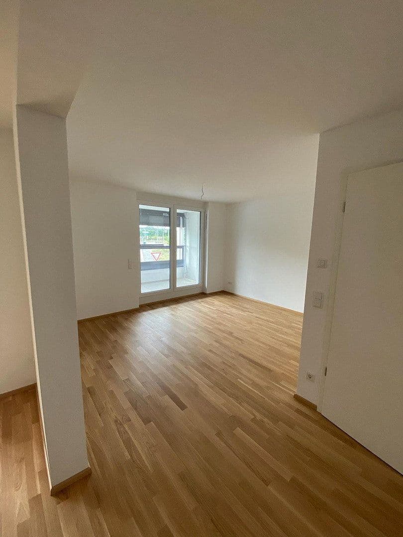 Prenájom bytu 3-izbový 93 m², Schanzäckerstr. 56, Nürnberg, Bavorsko Prenájom bytu 3-izbový 93 m², Schanzäckerstr. 56, Nürnberg, Bavorsko