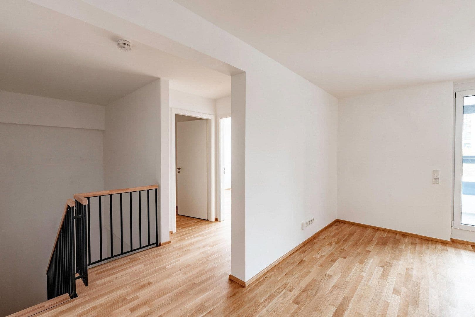 Prenájom bytu 3-izbový 93 m², Schanzäckerstr. 56, Nürnberg, Bavorsko Prenájom bytu 3-izbový 93 m², Schanzäckerstr. 56, Nürnberg, Bavorsko