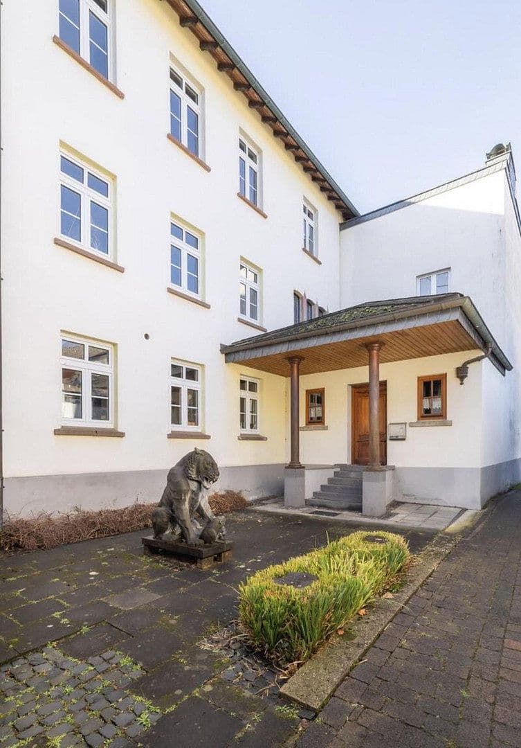 Predaj domu 658 m², pozemok 2.333 m², Erpel, Porýnie-Falcko Predaj domu 658 m², pozemok 2.333 m², Erpel, Porýnie-Falcko
