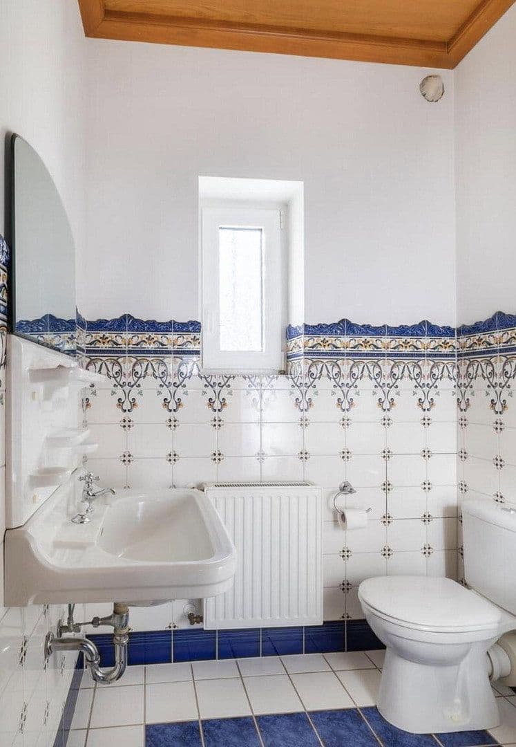 Predaj domu 658 m², pozemok 2.333 m², Erpel, Porýnie-Falcko Predaj domu 658 m², pozemok 2.333 m², Erpel, Porýnie-Falcko
