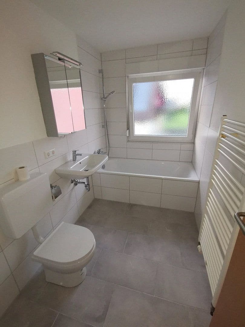 Prenájom bytu 3-izbový 61 m², Sommerstrasse 17, Egenhausen, Bádensko-Wurttembersko Prenájom bytu 3-izbový 61 m², Sommerstrasse 17, Egenhausen, Bádensko-Wurttembersko