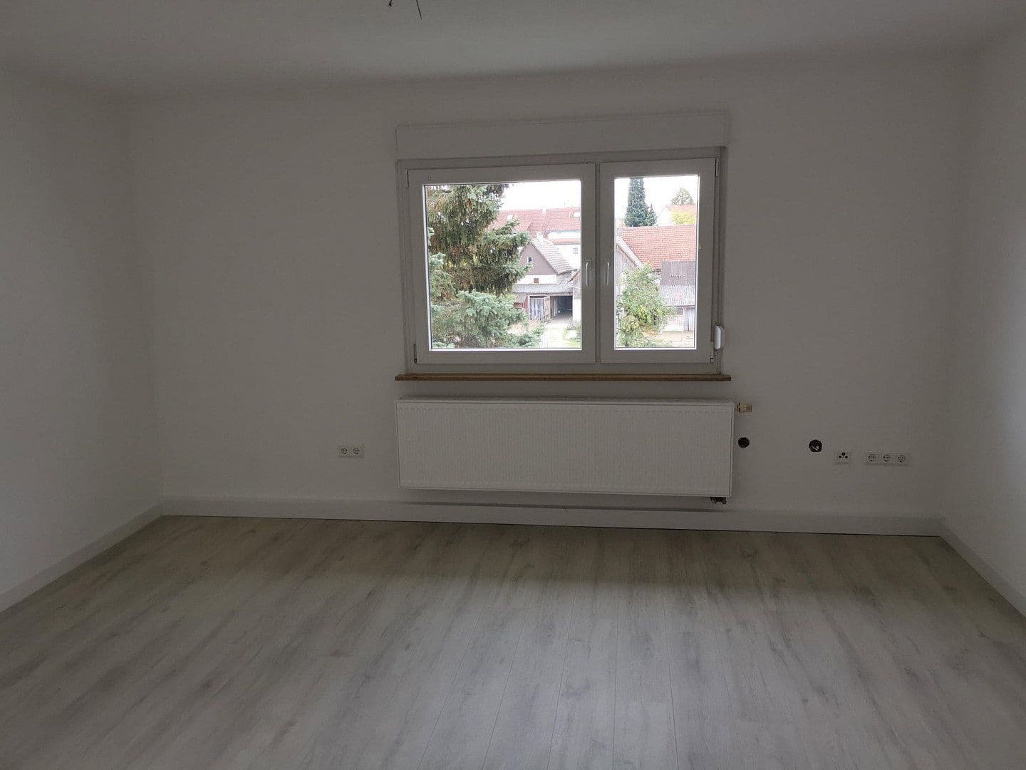 Prenájom bytu 3-izbový 61 m², Sommerstrasse 17, Egenhausen, Bádensko-Wurttembersko Prenájom bytu 3-izbový 61 m², Sommerstrasse 17, Egenhausen, Bádensko-Wurttembersko