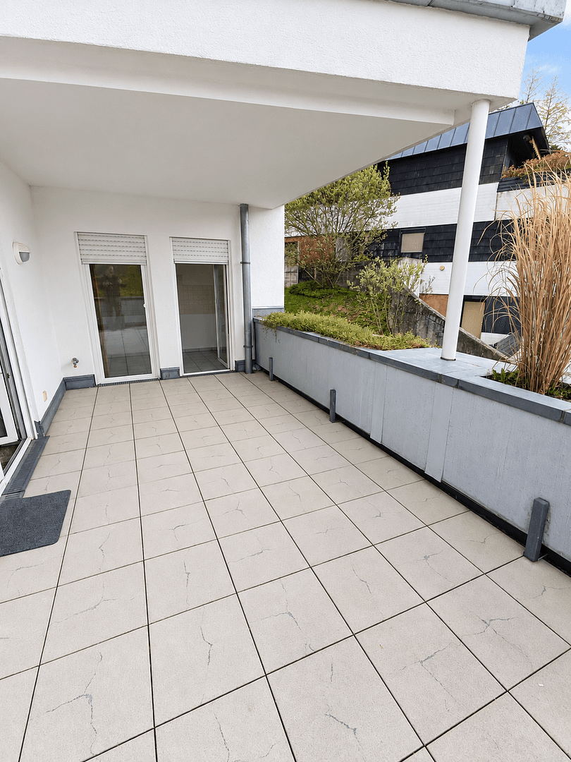 Prenájom bytu 3-izbový 140 m², Alte KemmenauerStrasse 37, Bad Ems, Porýnie-Falcko Prenájom bytu 3-izbový 140 m², Alte KemmenauerStrasse 37, Bad Ems, Porýnie-Falcko