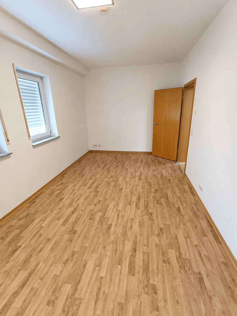 Prenájom bytu 3-izbový 140 m², Alte KemmenauerStrasse 37, Bad Ems, Porýnie-Falcko Prenájom bytu 3-izbový 140 m², Alte KemmenauerStrasse 37, Bad Ems, Porýnie-Falcko