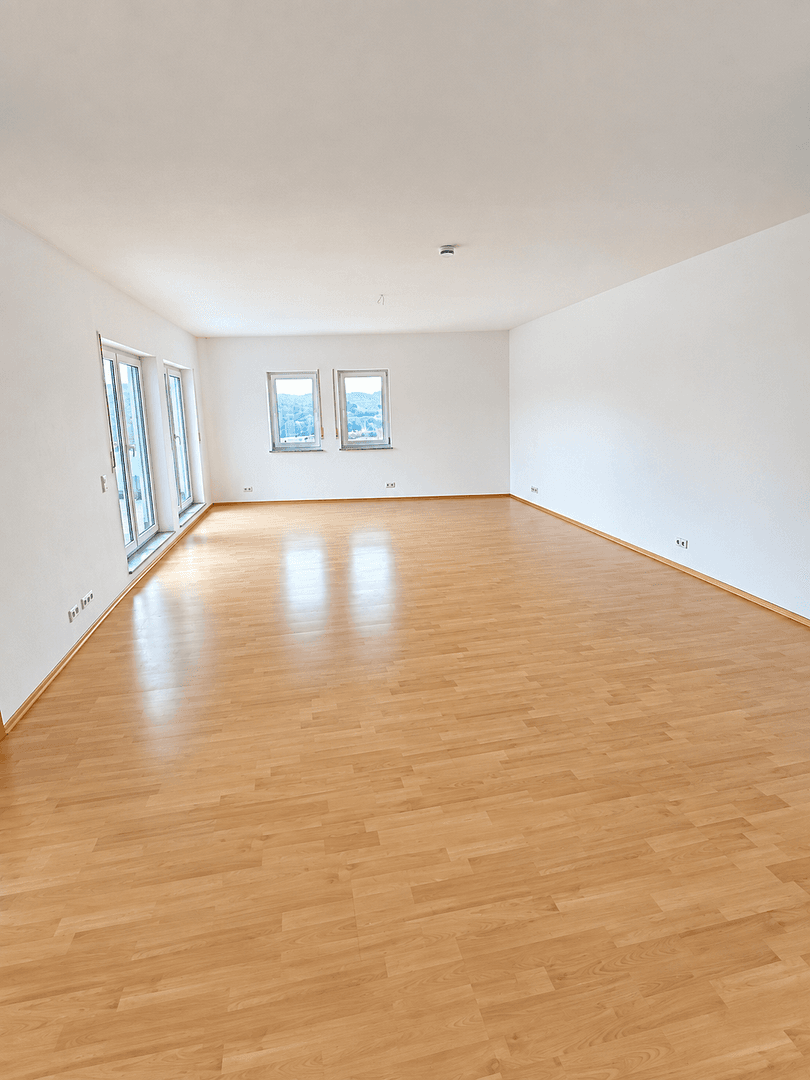 Prenájom bytu 3-izbový 140 m², Alte KemmenauerStrasse 37, Bad Ems, Porýnie-Falcko Prenájom bytu 3-izbový 140 m², Alte KemmenauerStrasse 37, Bad Ems, Porýnie-Falcko