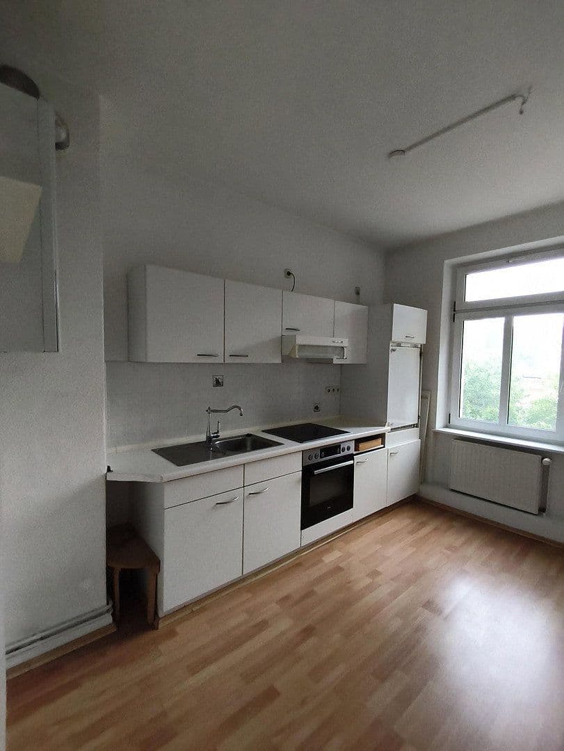 Prenájom bytu 13 m², Schwerin, Meklenbursko-Predpomoransko Prenájom bytu 13 m², Schwerin, Meklenbursko-Predpomoransko