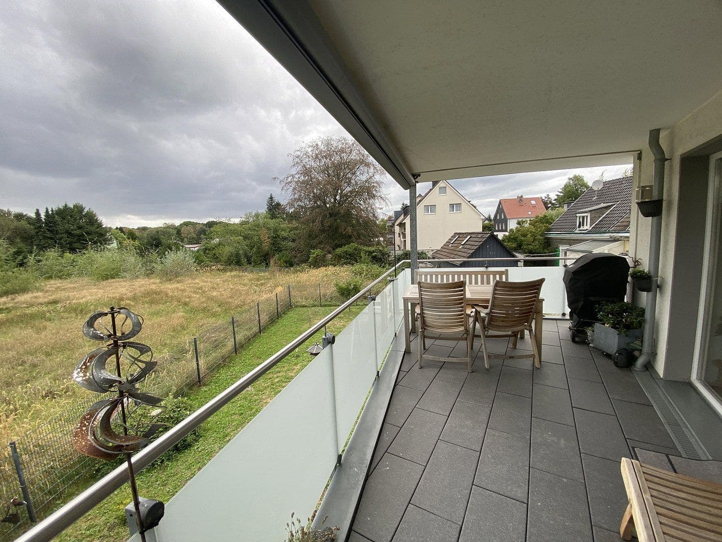 Prenájom bytu 2-izbový 80 m², Gillicher Straße 18, Solingen, Severné Porýnie - Westfálsko Prenájom bytu 2-izbový 80 m², Gillicher Straße 18, Solingen, Severné Porýnie - Westfálsko