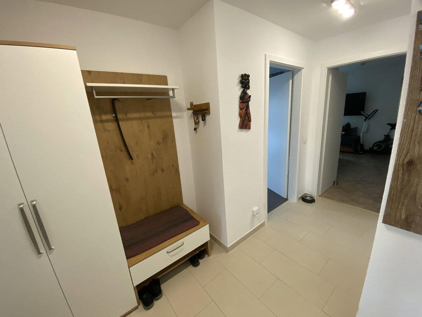 Prenájom bytu 2-izbový 80 m², Gillicher Straße 18, Solingen, Severné Porýnie - Westfálsko Prenájom bytu 2-izbový 80 m², Gillicher Straße 18, Solingen, Severné Porýnie - Westfálsko