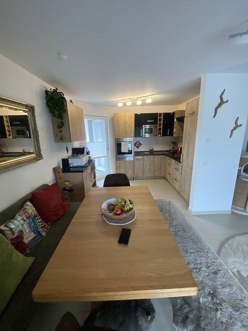 Prenájom bytu 2-izbový 80 m², Gillicher Straße 18, Solingen, Severné Porýnie - Westfálsko Prenájom bytu 2-izbový 80 m², Gillicher Straße 18, Solingen, Severné Porýnie - Westfálsko