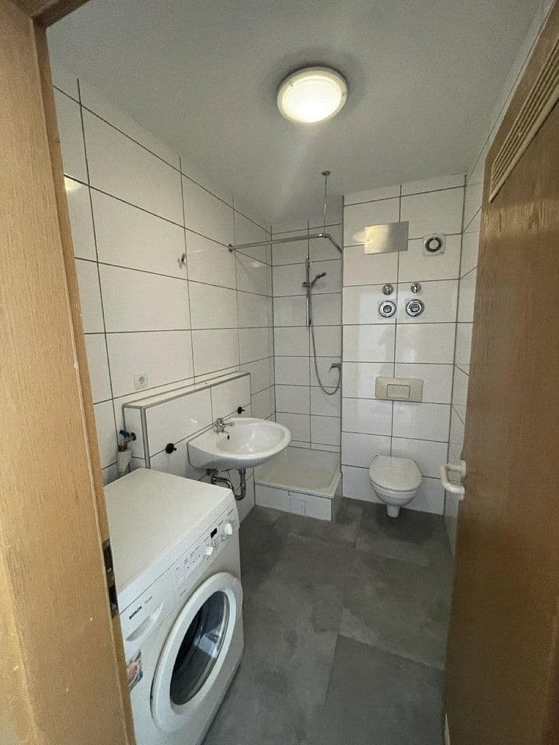 Prenájom bytu 1-izbový 27 m², Edigheimer Str. 98, Ludwigshafen am Rhein, Porýnie-Falcko Prenájom bytu 1-izbový 27 m², Edigheimer Str. 98, Ludwigshafen am Rhein, Porýnie-Falcko